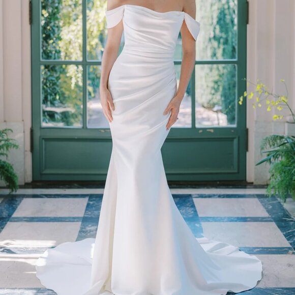 Anne Barge Naomi Wedding Dress (Blue Willow Collection)